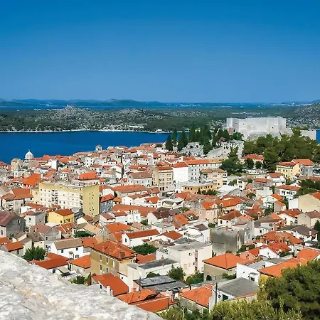 Apartment Beautiful In Brodarica With Kitchen Brodarica (Sibenik-Knin)